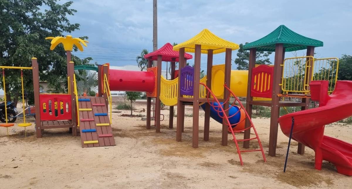 Playground no Bairro Jequitibá recebe recurso destinado pelo deputado Pedro Fernandes