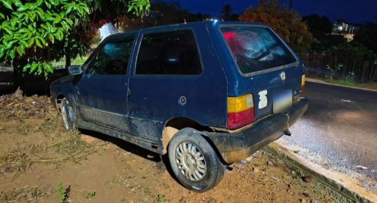 Polícia Militar recupera veículo furtado na Linha 605
