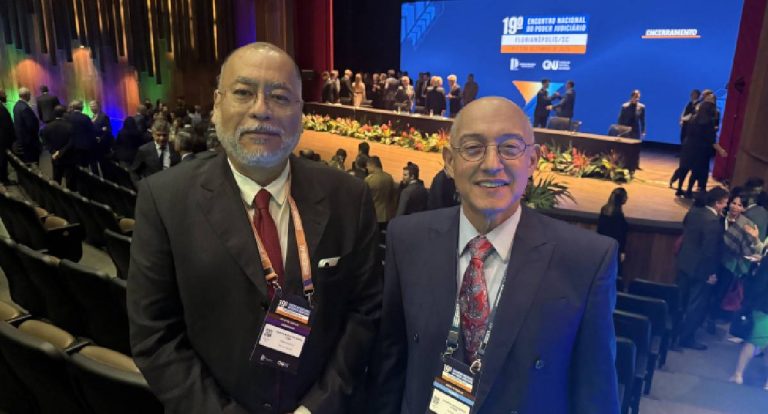 Presidente do TRT-14 discute metas do Judiciário com Fachin