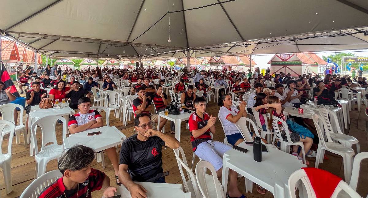 Programação natalina no Parque da Cidade reúne torcedores e movimenta a economia