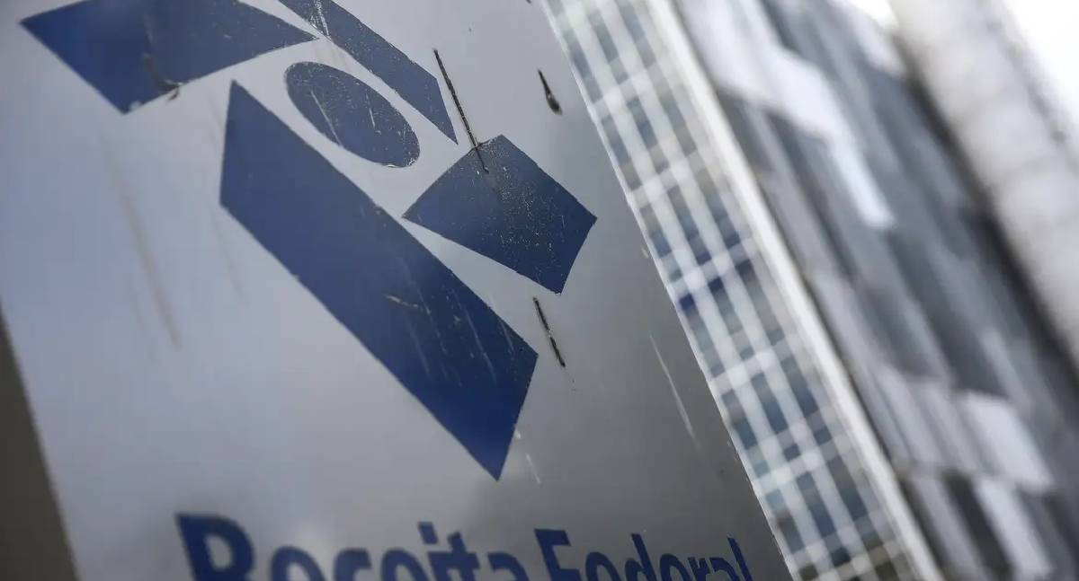 Receita Federal alerta para golpes com uso de nome e CPF de contribuintes