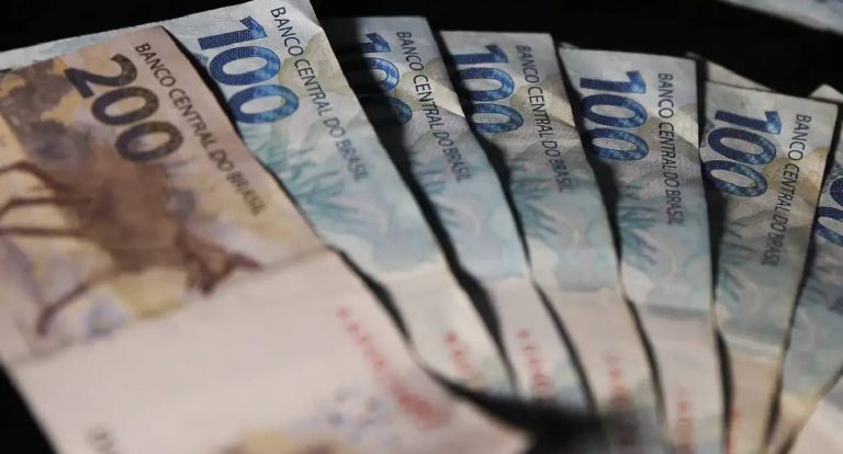 Reforma tributária muda regras de impostos e setores da economia