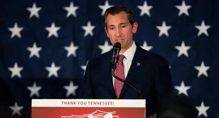 Republicano Matt Van Epps vence eleição para Câmara dos EUA no Tennessee