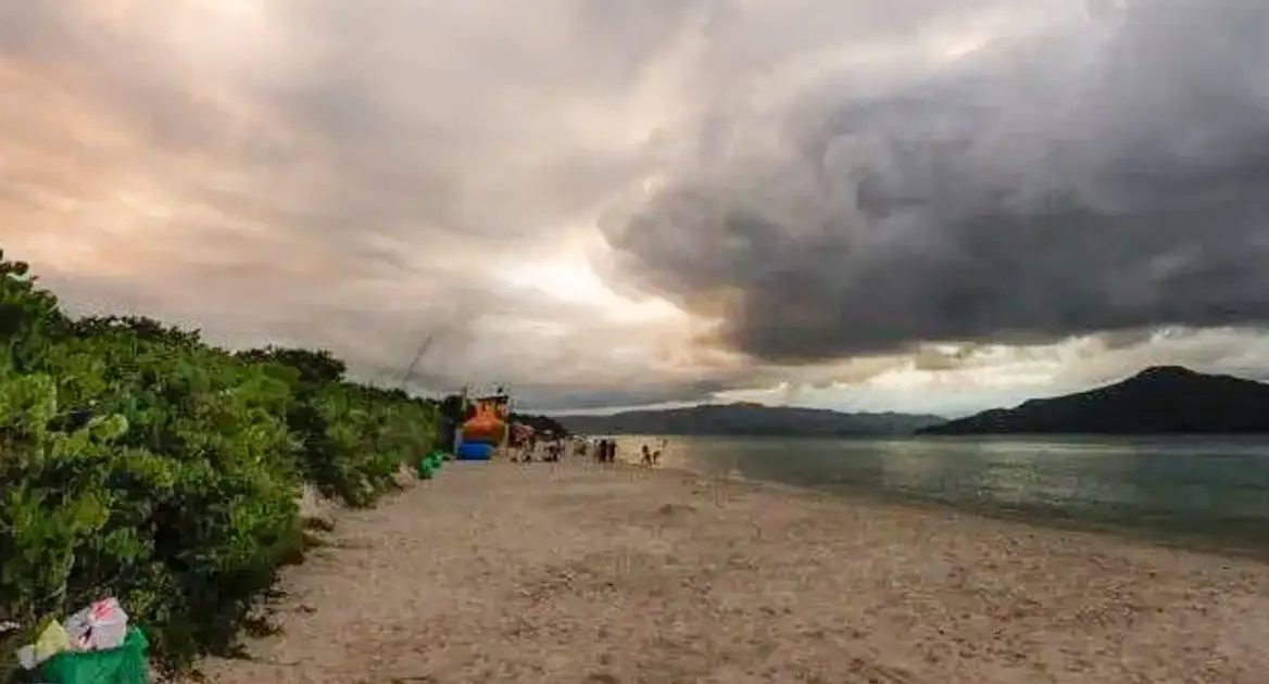 RS e SC entram em alerta para tempestades na véspera de Natal