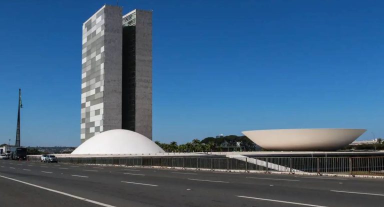 Senado pede ao STF suspensão de liminar sobre impeachment de ministros