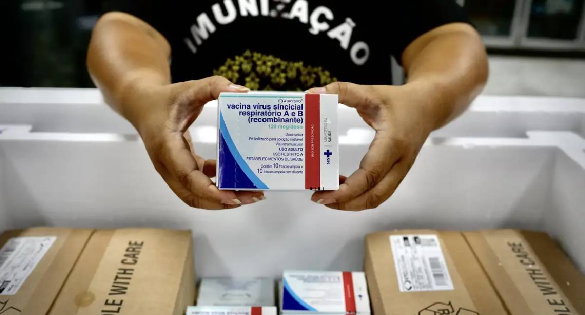 SP inicia vacinação de gestantes contra o vírus sincicial respiratório