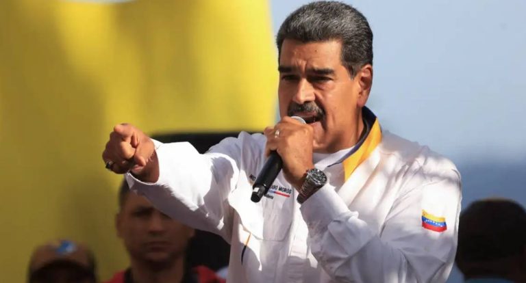 Venezuela classifica apreensão de petroleiro por EUA como roubo e pirataria