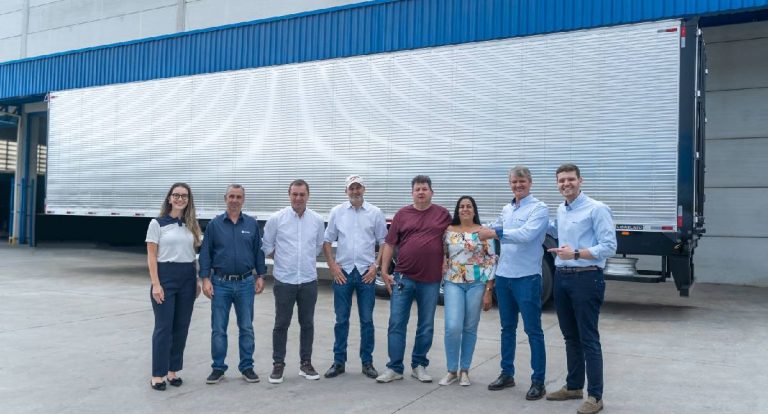 Librelato entrega Furgão Alumínio e avança nas ações do consórcio