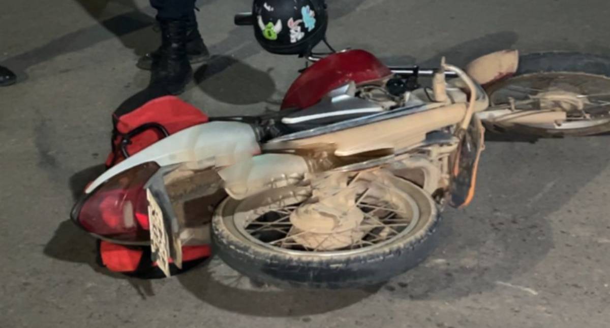 Acidente em cruzamento deixa motociclista ferido em Ji-Paraná