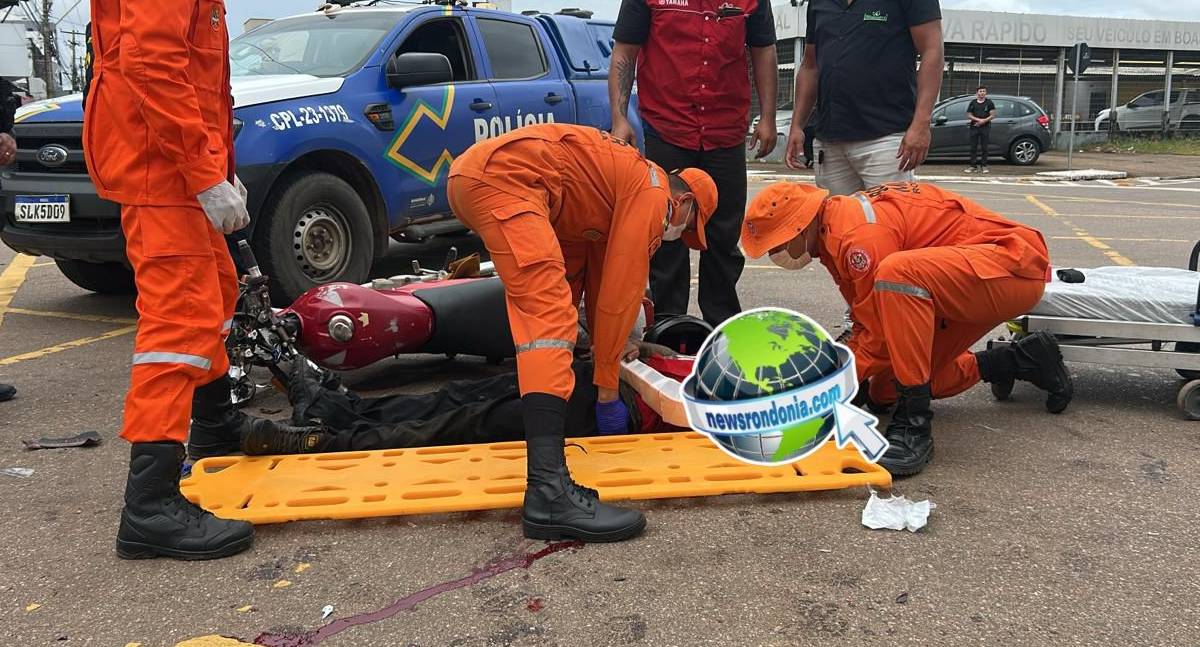 Acidente entre motos deixa pilotos com fraturas no centro de Porto Velho