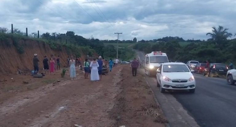 Acidente envolvendo jovens deixa criança morta na RO-133