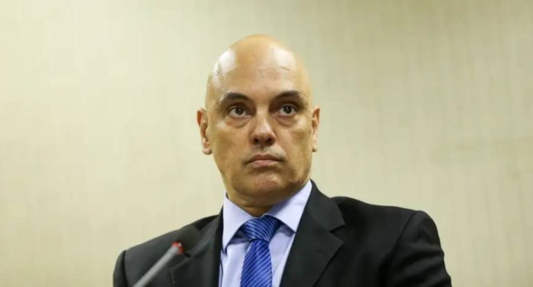 Alexandre de Moraes nega reunião com ex-presidente do BRB