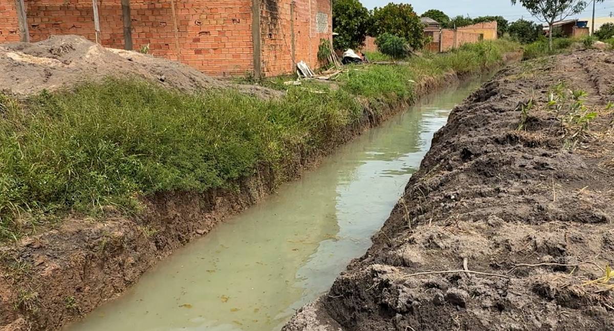 Bairro Lagoa Azul recebe obras para pôr fim a ponto histórico de alagação