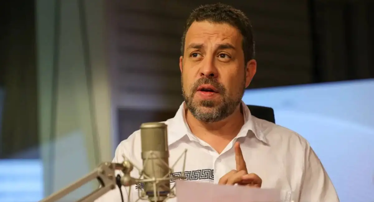 Boulos prevê aprovação do fim da escala 6x1 ainda neste semestre