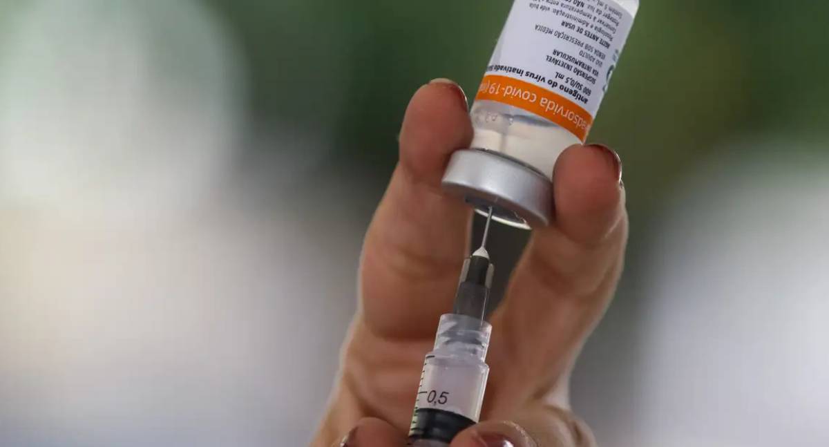 Brasil celebra cinco anos do início da vacinação contra covid-19