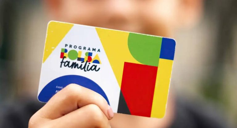 Caixa paga Bolsa Família para beneficiários com NIS final 3