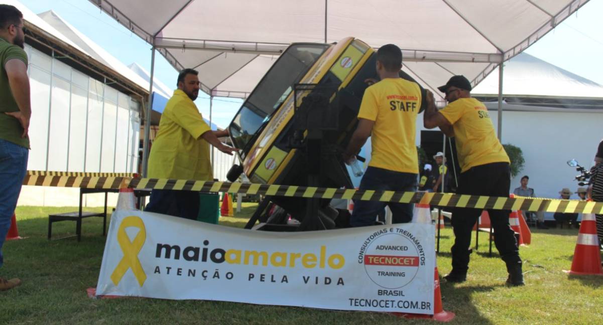 Campanha educativa une segurança no trânsito e doação de sangue