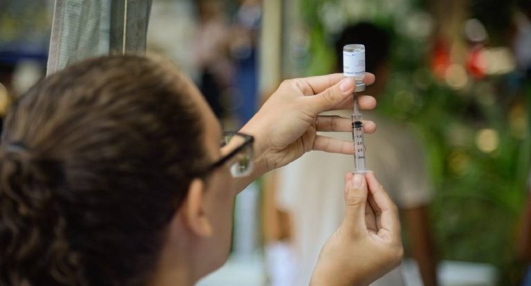 Casos de Síndrome Respiratória Grave apresentam queda, aponta InfoGripe