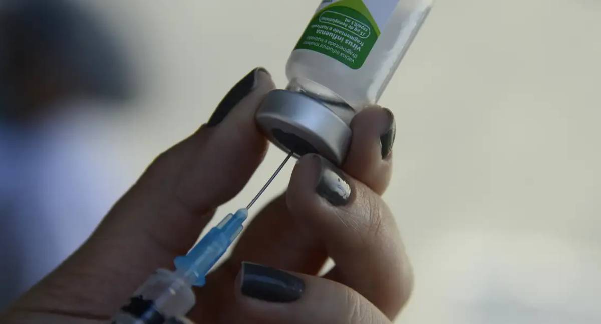 Casos de síndrome respiratória grave estão em queda em quase todo país, mas avança no Norte