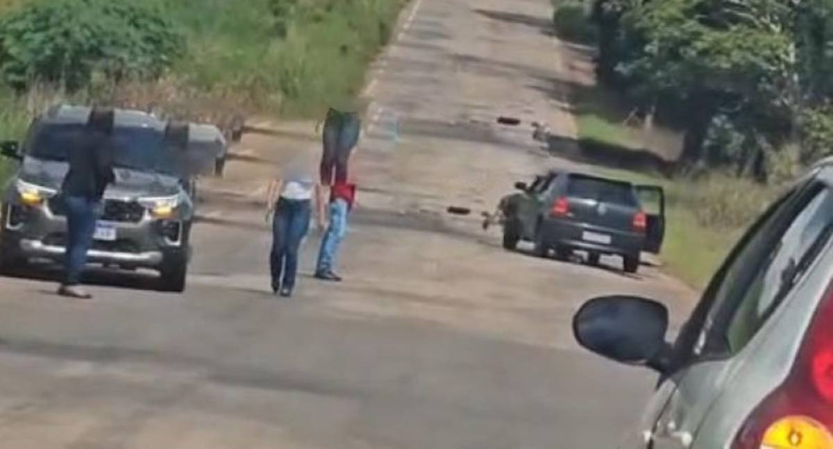 Colisão entre dois carros deixa um morto em Rondônia