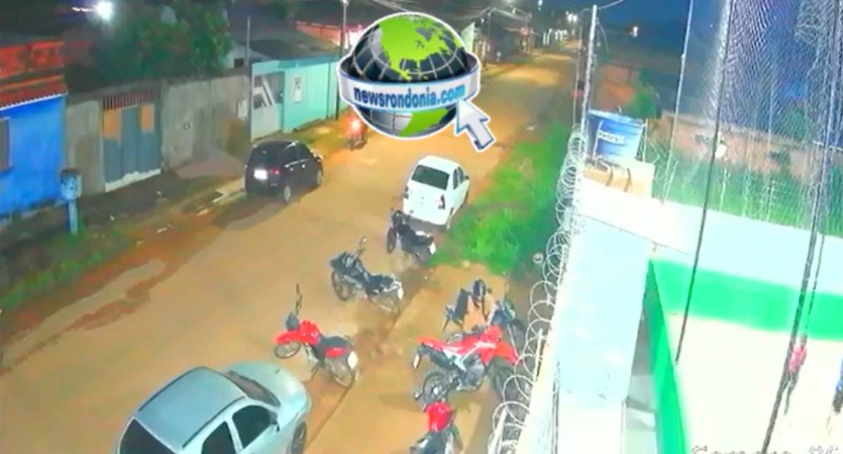 Criminosos tentam furtar motocicleta em arena de vôlei na zona leste