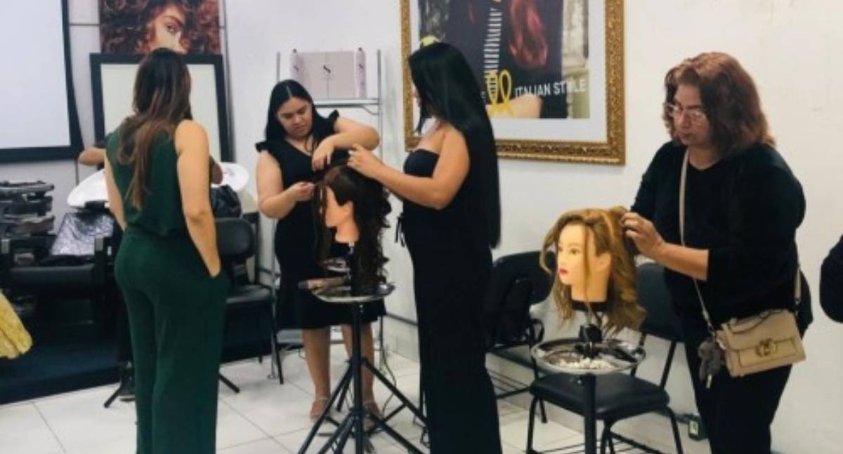 Curso do Pró-Moradia Leste I certifica moradoras e amplia oportunidades de trabalho