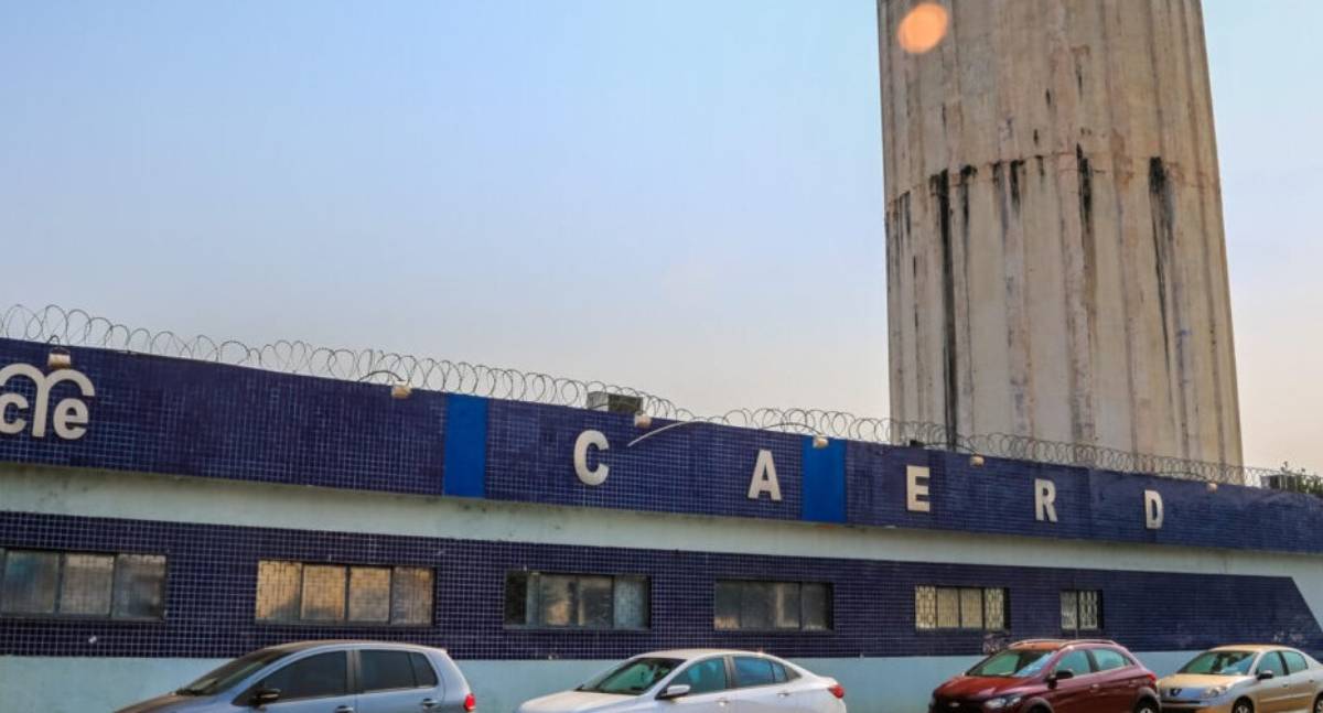 Dra. Taíssa intercede junto à Caerd para garantir abastecimento de água no distrito de Surpresa