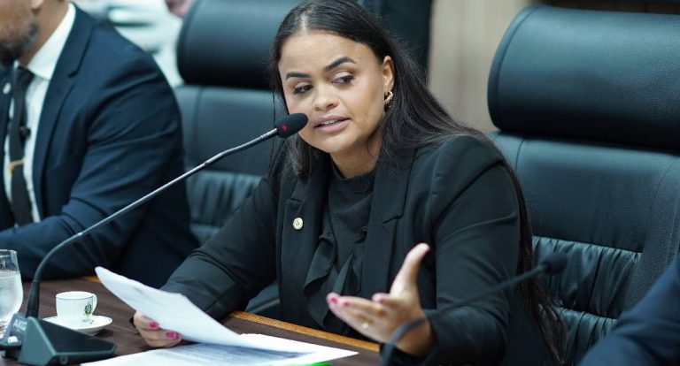 Dra. Taíssa: plataforma gratuita prepara alunos para o Enem