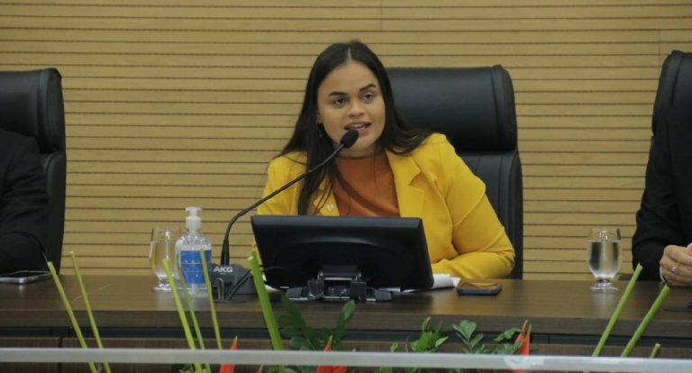 Dra.Taíssa Sousa garante reforço de R$ 50 mil para equipamentos na UBS de Theobroma