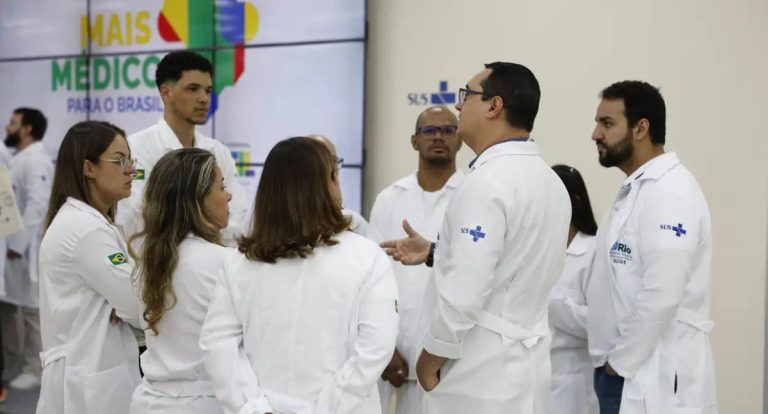 Entidades do ensino superior contestam avaliação de medicina do MEC