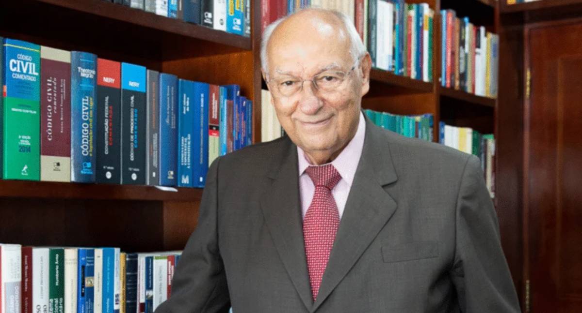 Do espírito da CF de 1988 ao sigilo de Estado: o fim da transparência como regra