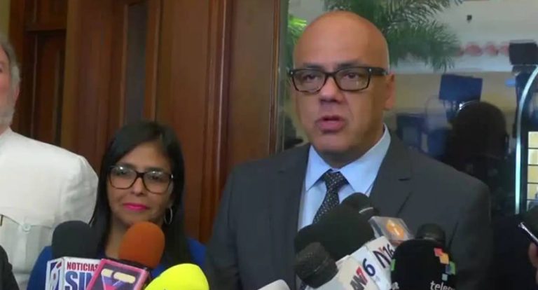 Governo da Venezuela anuncia soltura de 400 presos sob contestação da oposição