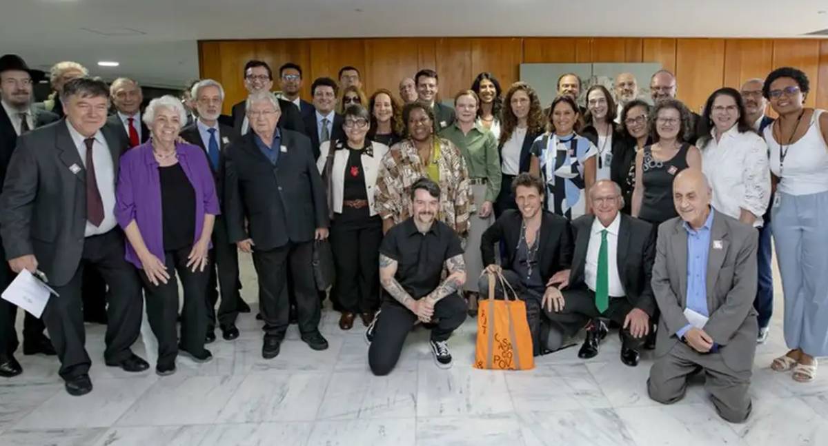 Governo debate combate ao antissemitismo com foco na educação