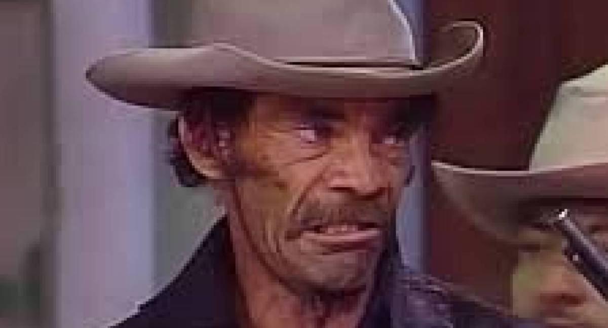 Homem se apresenta como matador de aluguel em comércio rural em RO