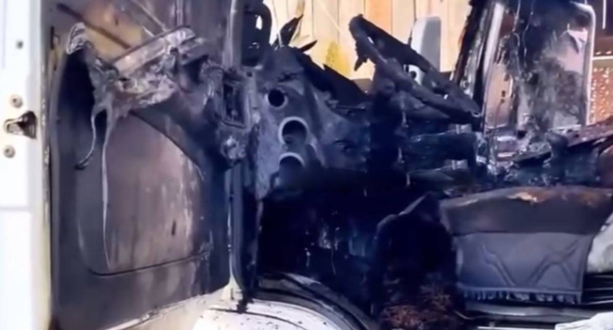 Incêndio atinge cabine de caminhão em oficina de Ji-Paraná