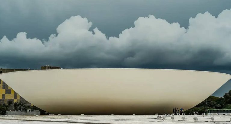 Inscrições para concurso da Câmara dos Deputados terminam hoje