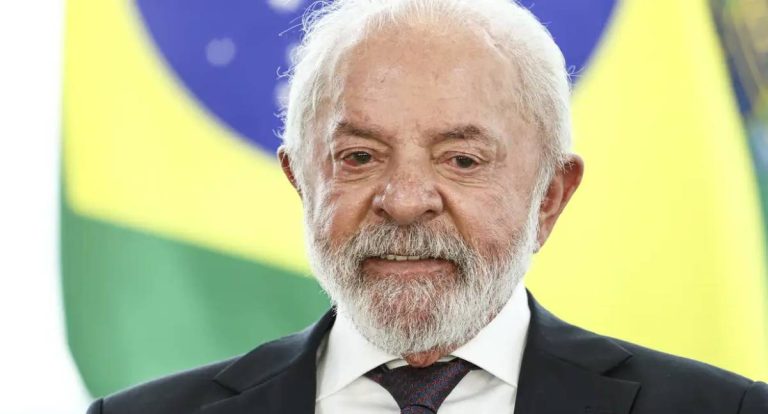 Lula conversa com presidente do Panamá antes de visita oficial