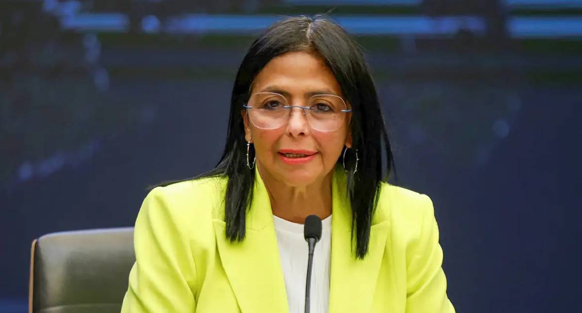 Lula conversa com presidente interina da Venezuela após invasão dos EUA