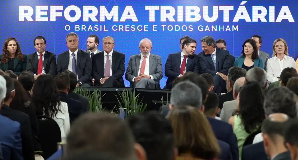 Lula cria comitê gestor e lança plataforma da reforma tributária