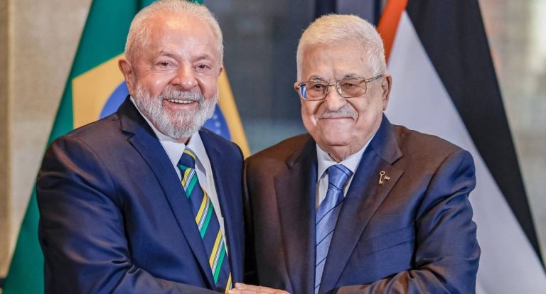 Lula e Mahmoud Abbas discutem reconstrução e plano de paz para Gaza