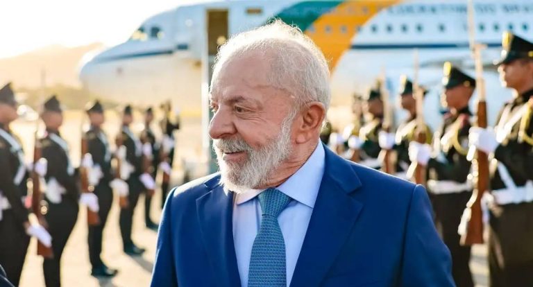 Lula fará cirurgia de catarata no olho esquerdo nesta sexta