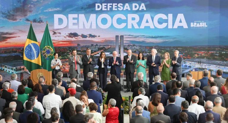 Lula veta integralmente PL da Dosimetria: entenda decisão