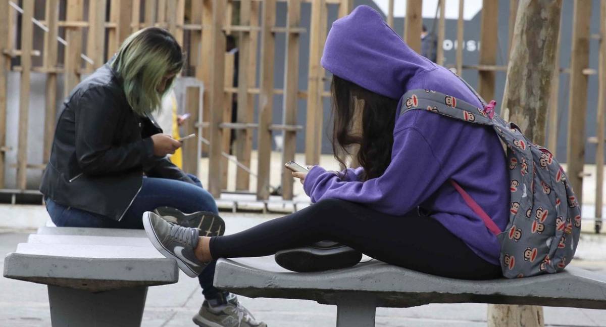 Meta bloqueia 550 mil contas de jovens na Austrália