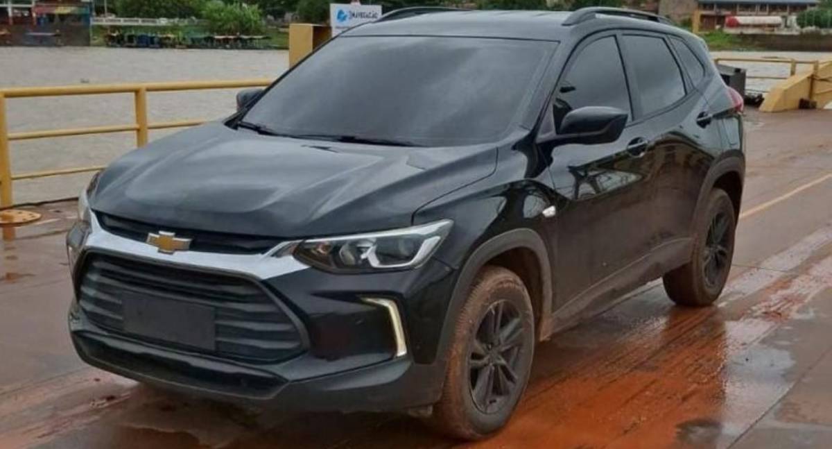 Polícia de Rondônia recupera na Bolívia carro roubado em São Paulo