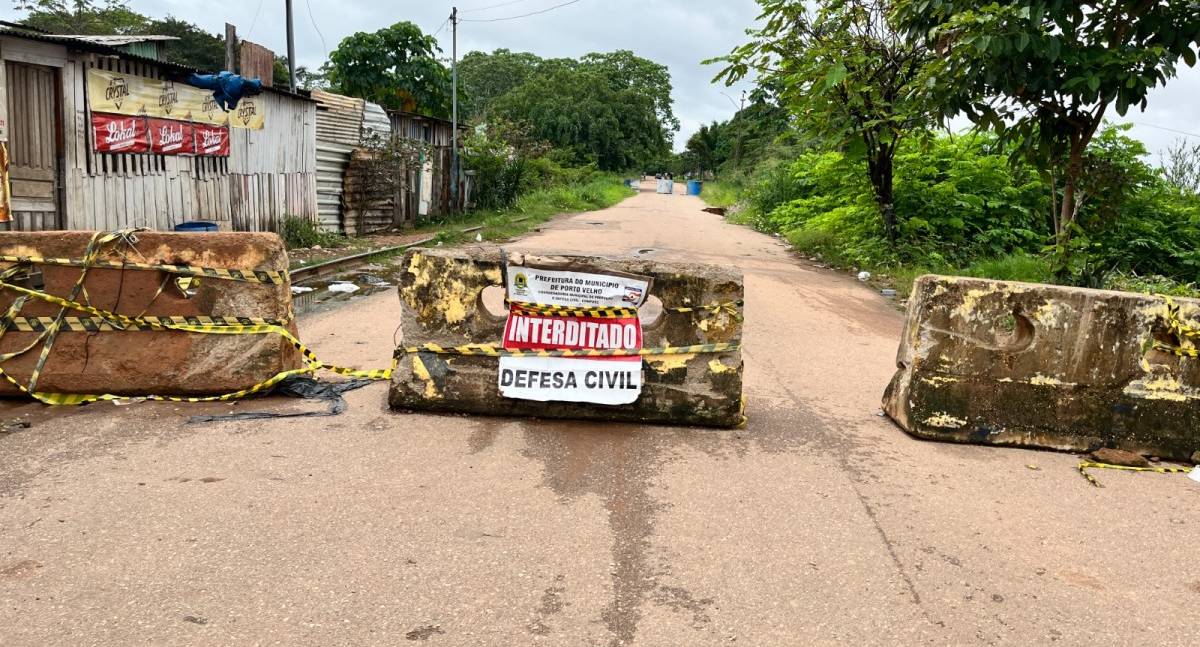 Prefeitura monitora Canal Santa Bárbara e prepara solução definitiva no Cai N’água