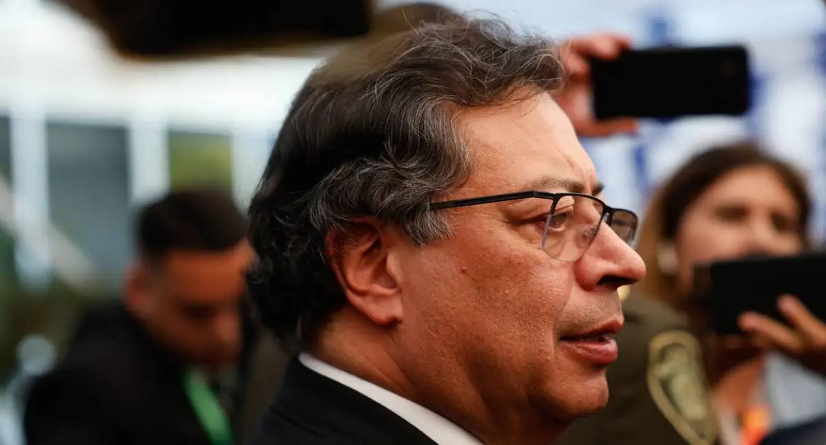 Presidente da Colômbia confirma encontro com Donald Trump em fevereiro