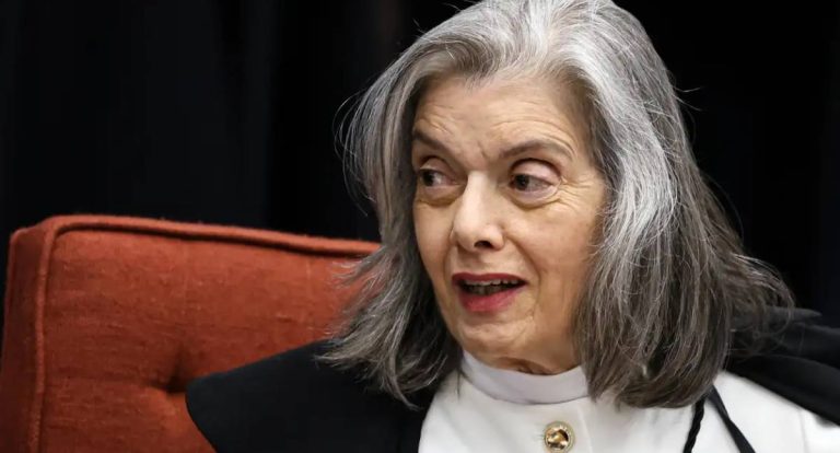 Presidente do TSE alerta para riscos da desinformação em 2026