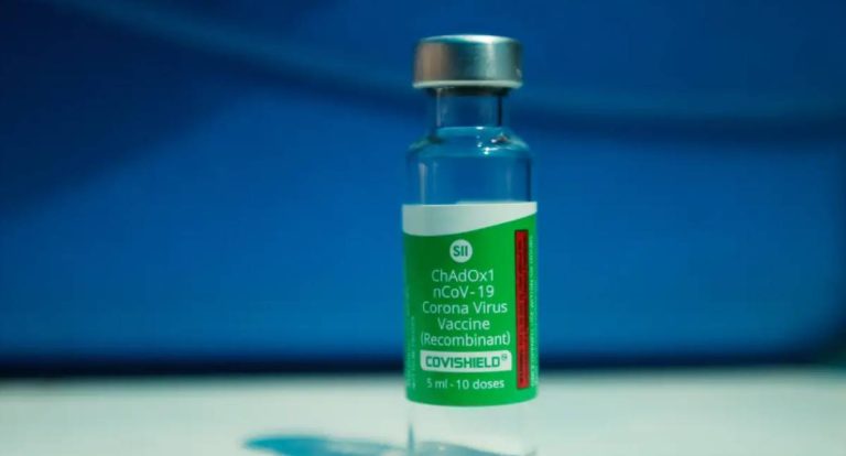 Produção de vacina contra covid fortalece estrutura do SUS