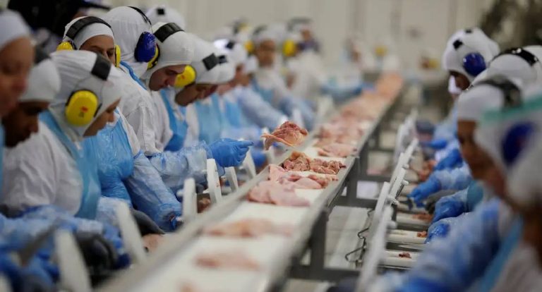 Produção industrial mantém estabilidade desde abril de 2025