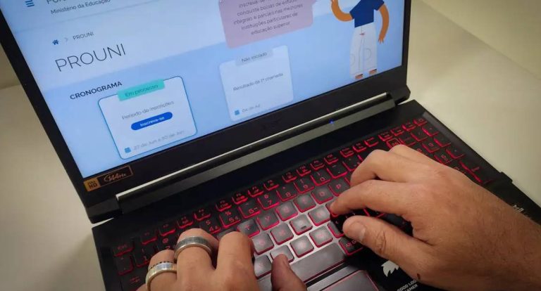 Prouni 2026 encerra inscrições para o primeiro semestre nesta quinta